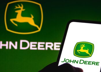 Deere Tapping Into Apple-Like Tech Model to Drive Revenue