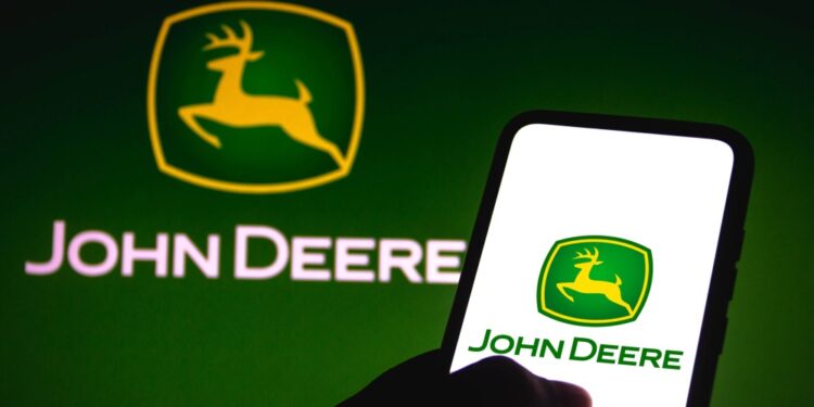 Deere Tapping Into Apple-Like Tech Model to Drive Revenue